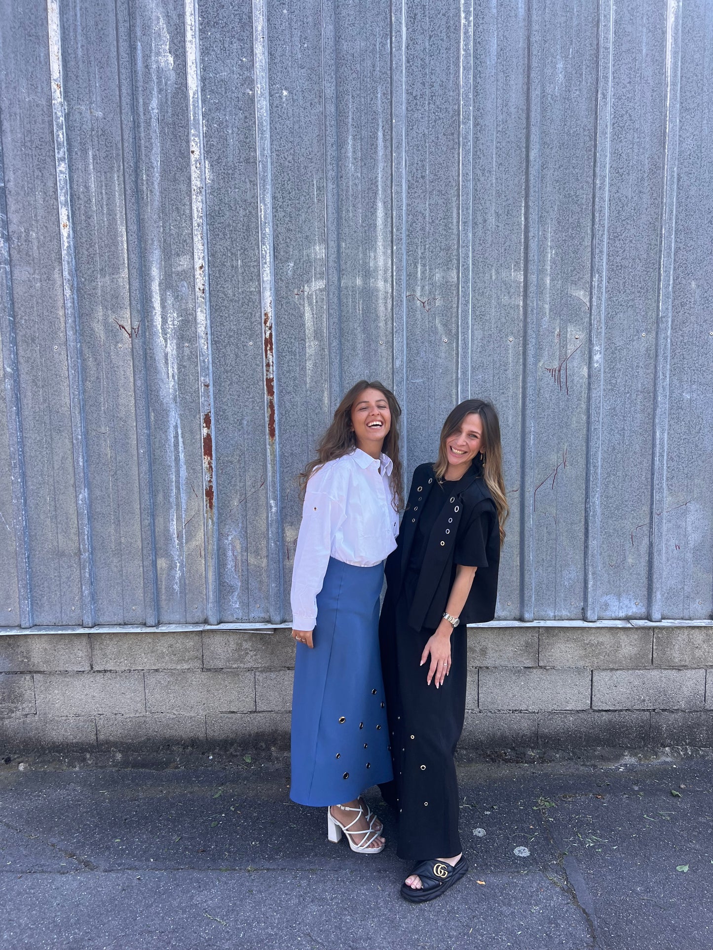 Jupe œillets (noir/blanche/bleue)